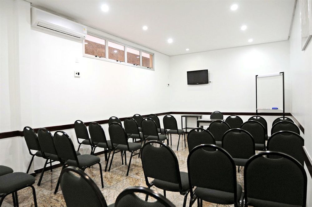 Cedro Hotel Londrina Bagian luar foto